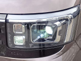 LEDヘッドライト標準装備