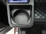 ダイハツディーラーでは「ダイハツ認定U-CAR」という基準を設け、車選びに詳しくないお客様でも「安心して選べる」をご提供しています。