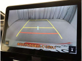 バックカメラが付いているので後方確認が非常にしやすいです。今や運転初心者も熟練者も必須装備!ついていて損はないですね♪