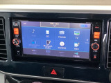 ナビ機能だけでなく、フルセグ、Bluetooth、DVDとCD再生などのオーディオ機能がついています!
