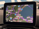 ●純正ナビ:一体感のあるナビは、高級感ある車内を演出してくれます。オーディオ機能も充実しておりますので、運転もより楽しめます♪