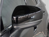 【ドアミラーウインカー】格好良さだけではなく対向車両からの視認性もよく安全に走行する為の安全装備のひとつです。