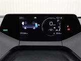 トップマウントメーター・7インチディスプレイに先進的で機能LEDインジケーターでスマートでコックピット感を演出