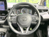 【純正革巻きステアリング】上質な革を使用することで、手にしっかり馴染みとても運転しやすいハンドルです♪
