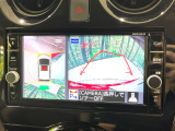 【アラウンドビューモニター】専用のカメラにより、上から見下ろしたような視点で360度クルマの周囲を確認することができます☆死角部分も確認しやすく、狭い場所での切り返しや駐車もスムーズに行えます。