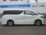 衝突被害軽減ブレーキ装備です。