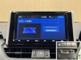 ナビ連動ETC付きです。高速道路料金所での小銭の出し入れや雨天時における窓の開け閉めなどの煩わしさが解消できます。料金所の通過もスムーズで快適ですよ。☆使用履歴表示や音声案内もしてくれます☆