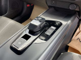 ★厚生労働省認定・日産販売士(カーライフアドバイザー)、日産整備士(テクニカルスタッフ、テクニカルアドバイザー)が、車選びからアフターサービスまで、しっかりとサポートいたします。_