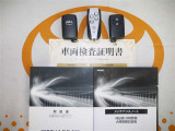 スマートキー&エンジンスターター付。取扱説明書とメンテナンスノートもあります☆品質評価シート付いてます!トヨタ認定中古車ライト!!