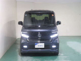 明度の高いLEDヘッドライトで、夜間の運転も安心です。