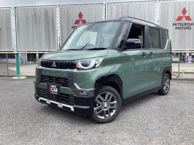 デリカミニ T プレミアム 4WD 
