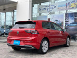 高強度ボディ&times;衝撃吸収構造で、万が一にも備えた安心設計。Volkswagenならではの安全性能です。