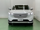 LEDヘッドライトを装備しています。LEDヘッドライトはとても明るく、雨の日や夜間走行も安全・安心です。オートライトコントロール付きで周囲の明るさに応じて自動で点灯・消灯します