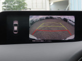 バックカメラを装備しております。駐車時に大変役立ちますよ♪運転が苦手な方の味方になってくれます。