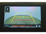 バック駐車が苦手な方の強い味方です。後方の状況が一目で分かりますので安心ですね。