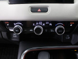 【シートヒーター】寒い季節の味方!エアコンより素早く暖まるので、出発してすぐの車内の寒さを和らげます♪
