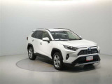 法定12ヶ月点検基準に準じた「納車前整備」を行います 更に全車「一年間走行距離無制限のロングラン保証」です
