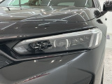 LEDヘッドライトは、点灯の瞬間から最大光量を発揮し、突然暗くなるトンネルなどでの安定感を高めます。