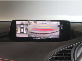 【360&deg;ビューモニター】駐車が苦手な方も、これがあれば安心です!狭い駐車場や花壇などがあって心配な駐車シーンでも、死角がなく安全が確保できます♪