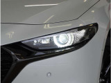 【LEDヘッドライト】省電力で長寿命の明るく運転しやすいLEDヘッドランプです。明るく照らすので暗い夜道からお客様を守ってくれます。お近くの広島マツダまでお越しください。