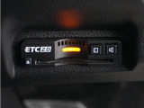 ◆ETC2.0◆進化したドライブ体験。料金収受システムだけだったETCが生まれ変わって、高速道路を賢く使うETC2.0に進化しました。多彩な情報サービスが便利で快適なドライブ体験を提供します。