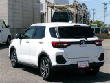 明るく広々、落ち着いた店内では、中古車のご検討・ご購入のほか、携帯電話(au)の購入等、様々なご相談に幅広く応えていきます♪