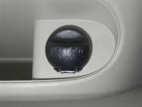 ネッツトヨタ静浜は&rdquo;キレイ&rdquo;にこだわっています。特設サービス工場で、新しく生まれ変わった車!内装・外装の徹底的な掃除、シートを外してニオイの元まで消臭・除菌、見えにくいエンジンルーム内もキレイ!