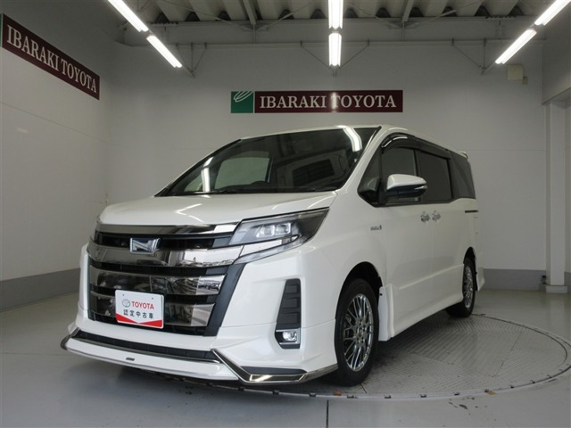 ノア 1.8 ハイブリッド Si W×B