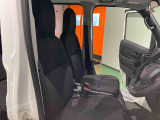 ご覧いただきありがとうございます!安心保証付きの展示車を多数揃えておりますのでお気軽にお尋ねください。