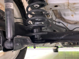 お車を安心してお乗りいただく為には、足回りの定期点検が欠かせません。サービスサポート(有償保証)では無料点検もご提供しており、安心のカーライフをお過ごしいただけるサポート体制が整っています。
