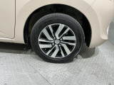 ご納車までの期間ですが、県内のお客様は1,2週間、県外のお客様は2,3週間ほどでご納車が可能となります。但し、お支払いや書類の状況によっては多少の前後もありますので、その際には何卒ご了承下さい。