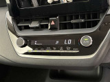 オートエアコンは温度を設定するだけで、自動で風量などを設定してくれます。運転しながら操作も必要ないので、安全性も向上します。