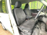 ドライバーによって運転しやすいポジションは異なり、あの車はどうなのか不安なこともありますよね。気になるお車は店頭で乗り込んでご確認いただけます♪