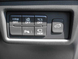 【安全装備も充実】車線逸脱警報システム。バック時の障害物を検知し知らせるパーキングセンサー。