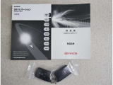 キーを取り出さずにドアを施錠&解錠。クルマの始動も可能です。