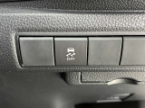 ビークルスタビリティコントロール、いわゆる横滑り防止装置です。ABSと連携し、高いレベルでの安全走行が可能となっております。装置に頼らず、安全運転を心がけましょう。