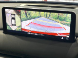 【360&deg;ビューモニター】専用のカメラにより、上から見下ろしたような視点で360度クルマの周囲を確認することができます☆死角部分も確認しやすく、狭い場所での切り返しや駐車もスムーズに行えます。