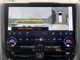 バックカメラも搭載しており、狭い駐車スペースでも安心です!さらにパノラミックビューモニターも搭載でより安心安全に駐車ができます!
