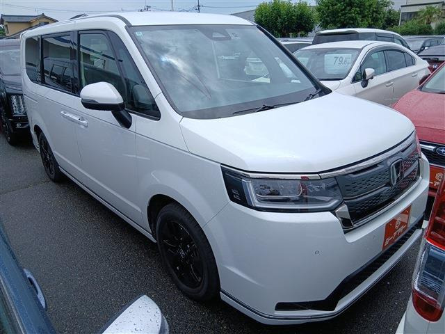 ステップワゴン 1.5 スパーダ 4WD 禁煙車 社外ナビ フルセグTV