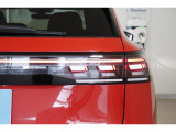 LEDテールランプの為、後続車からの視認性を高めています。