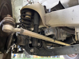 お車を安心してお乗りいただく為には、足回りの定期点検が欠かせません。サービスサポート(有償保証)では無料点検もご提供しており、安心のカーライフをお過ごしいただけるサポート体制が整っています。