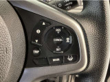 【アダプティブ・クルーズ・コントロール】予め設定した車速内でクルマが自動的に加減速。 前走車との適切な車間距離を維持しながら追従走行し、高速道路でのドライバーの疲労を軽減してくれる嬉しい機能付♪