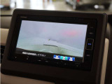 ◆バックカメラ◆リバースにするだけで映ります、後方の安全確認や、狭い駐車場での車庫入れ、雨の日や夜間など視界の悪い時に便利です!安全にバックする為には欠かせない装備です。