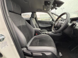 1列目シートです。足元までゆったりとご乗車頂けます!!