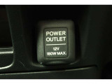 【アクセサリーソケット】12Vのカー用品等の電源供給が可能です。