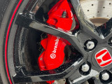 【ブレンボ製キャリパー】ハイパワー車両には強力なブレーキが必須!世界のスーパーカーにも採用されるイタリアの高級メーカー「ブレンボ」を装着!色鮮やかなキャリパーがスポーティな印象を引き立てます♪