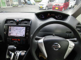 セレナ 2.0 ハイウェイスター S-HYBRID 