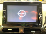 【大画面ナビ】人気の大型9インチナビを装備。存在感のある大画面はインパクト大!ナビ利用時のマップ表示は見やすく、テレビやDVDは臨場感がアップ!いつものドライブがグッと楽しくなります♪