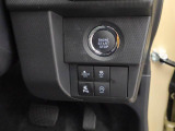 先進技術によってさらに進化した【スマートアシスト】が毎日の運転で感じる不安や緊張を減らし、ヒヤッとするシ-ンを未然に防ぐためにサポ-トします!