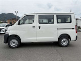 全車種、走行距離無制限の1年間無料保証付き!全国5000ヶ所に及ぶトヨタサービス店舗の安心ネットワーク!※3年先まで延長可能なロングラン保証&alpha;もご用意してます(有料)。